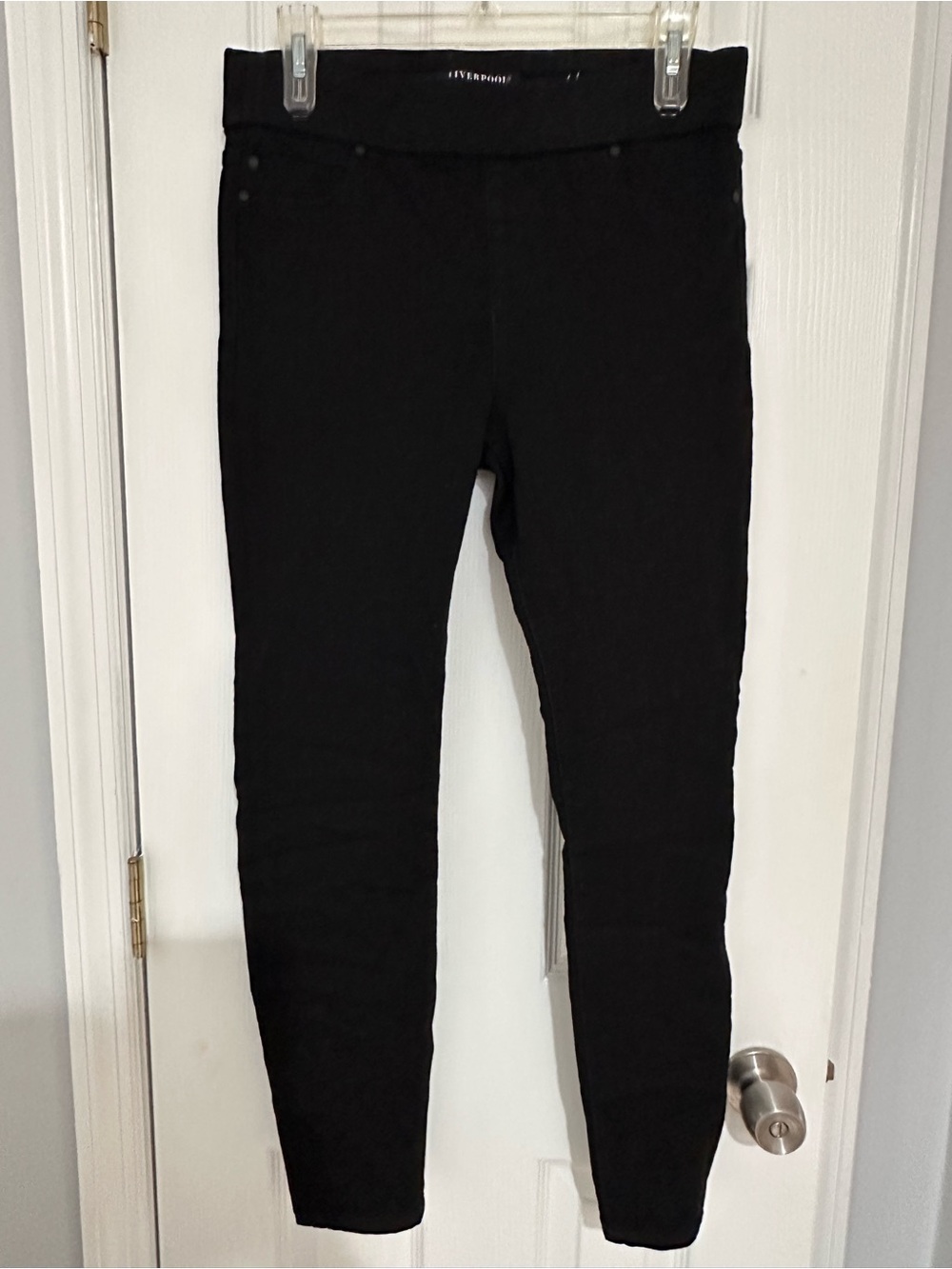 Liverpool Black Women's Ponte Skinny Leggings